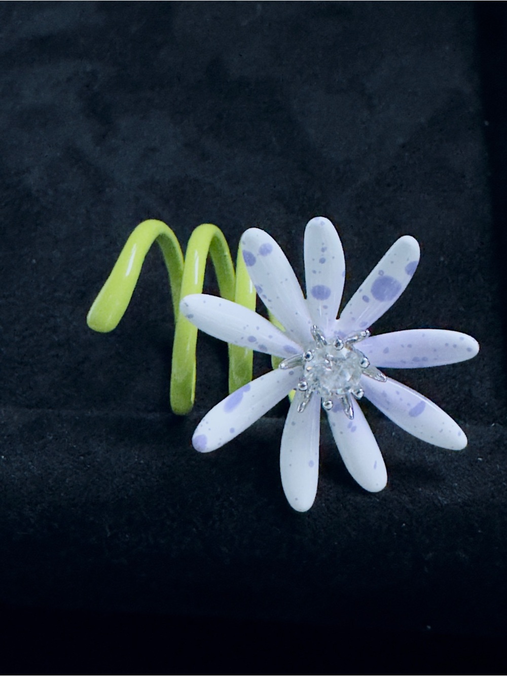 White & Lime Floral Spiral Cocktail Ring